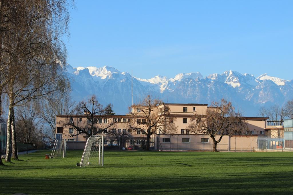 St. George's International School