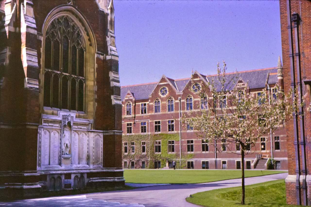 War memorial in Upper Quad