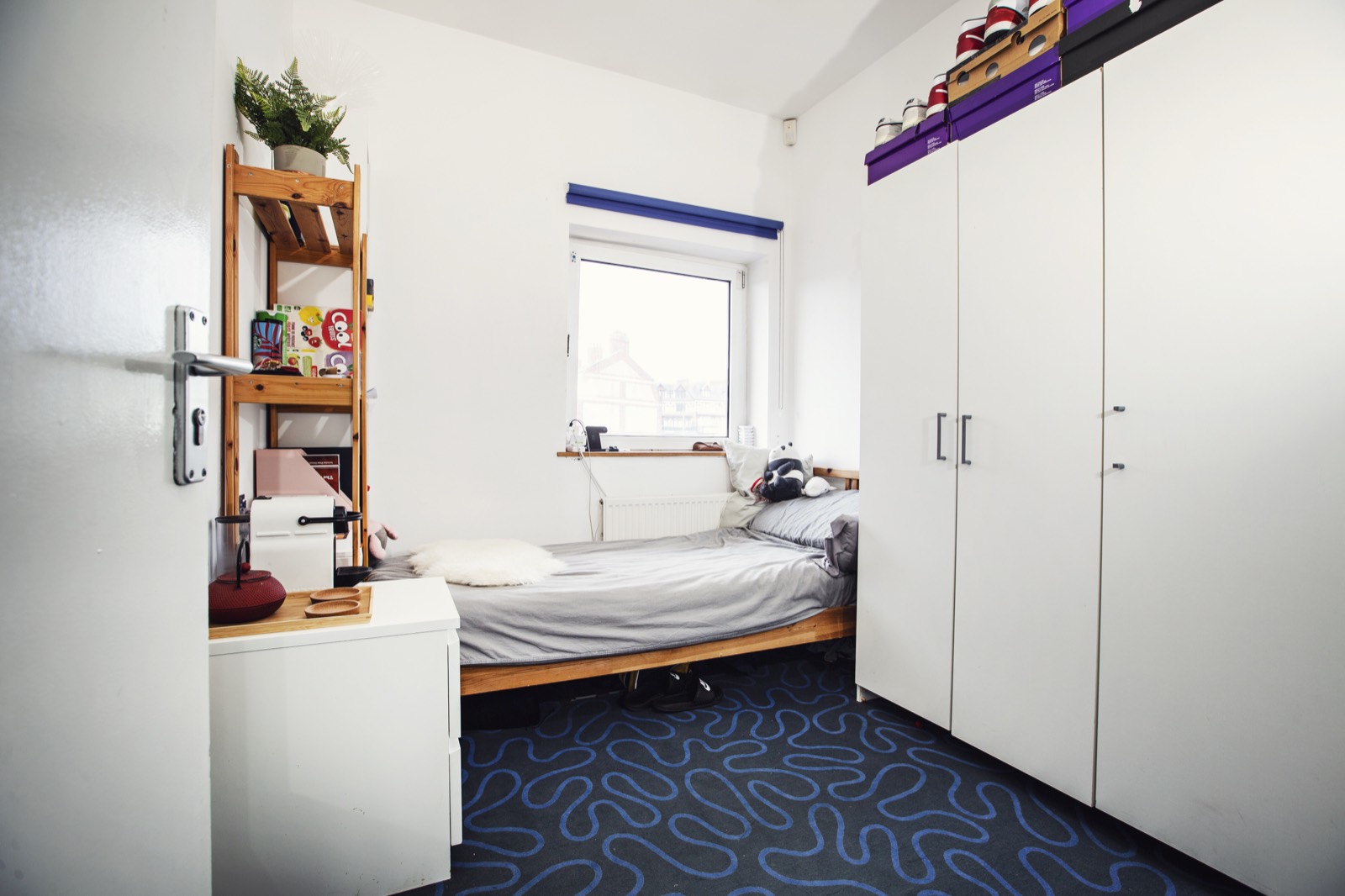 Boarding house common room